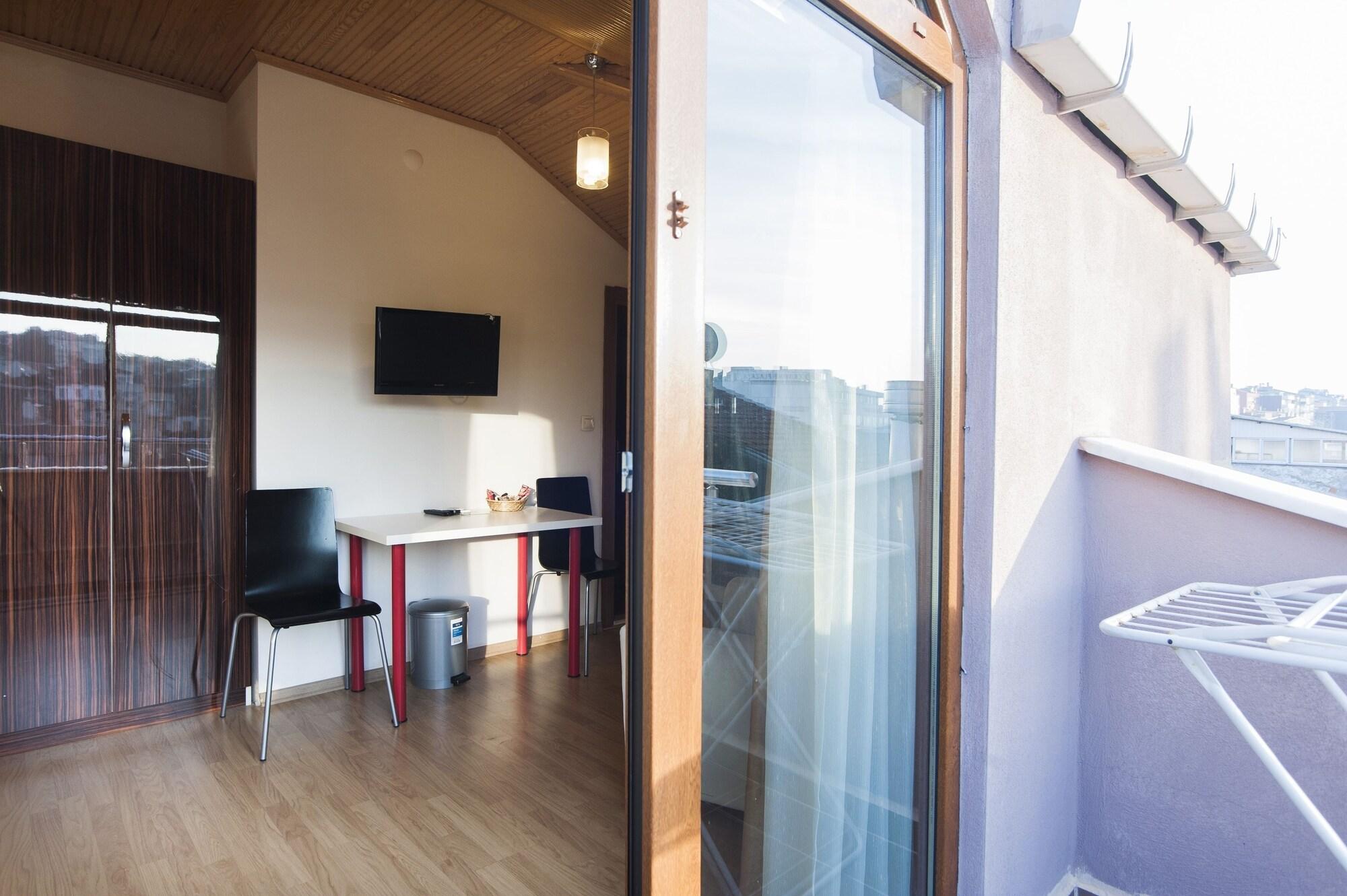 Blueway Hotel Residence Istanboel Buitenkant foto