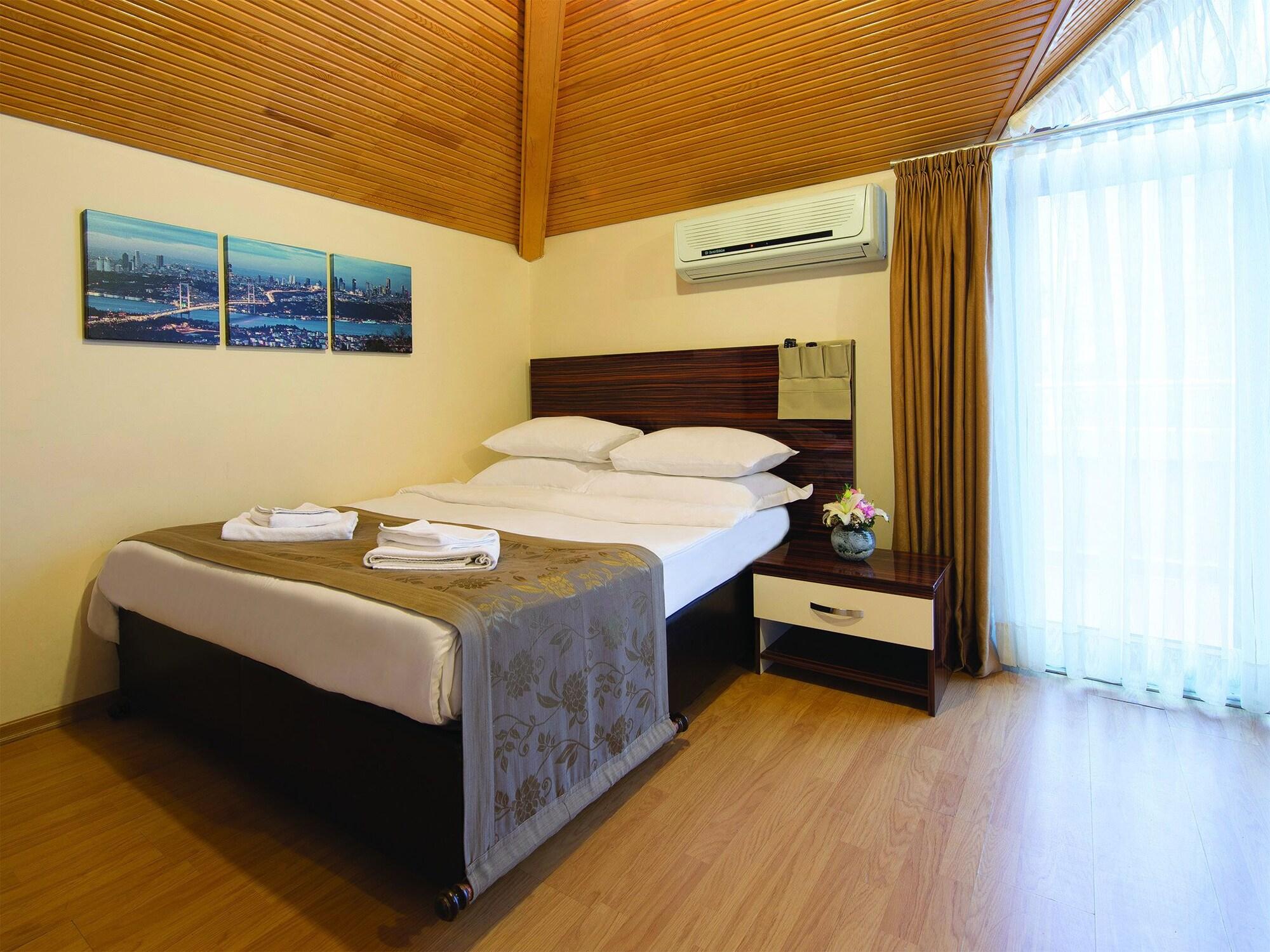 Blueway Hotel Residence Istanboel Buitenkant foto