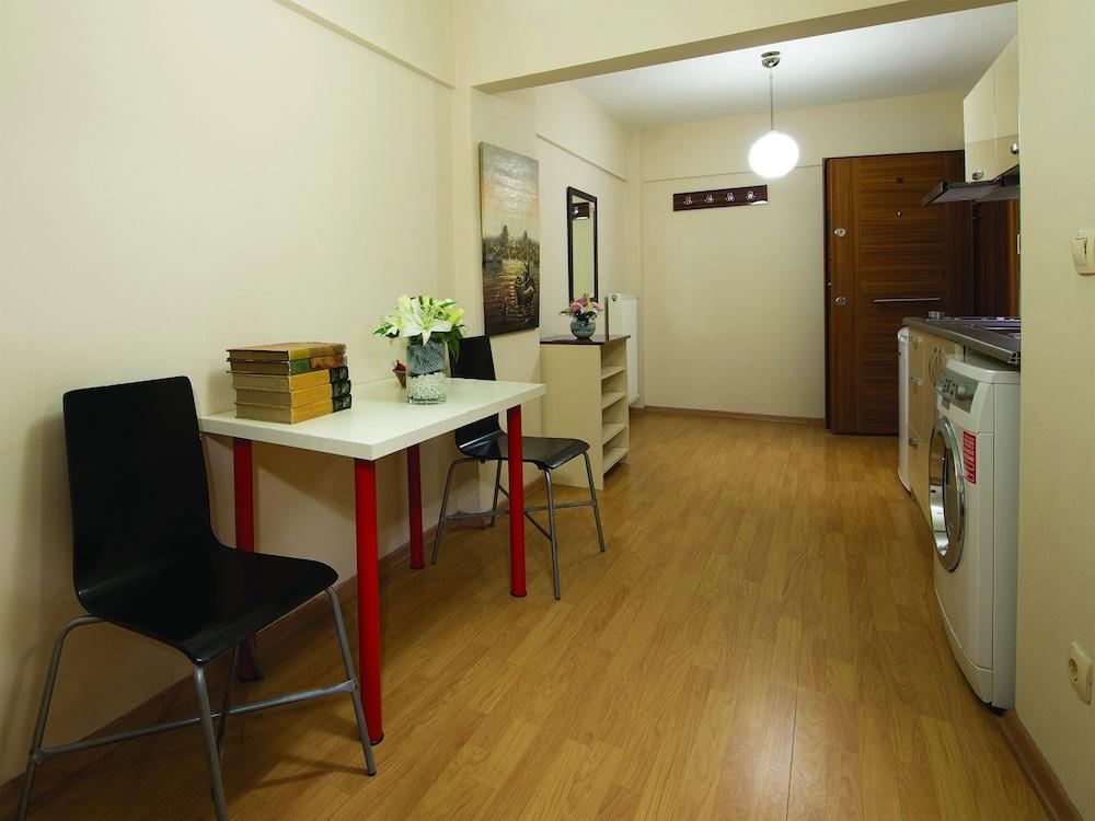 Blueway Hotel Residence Istanboel Buitenkant foto