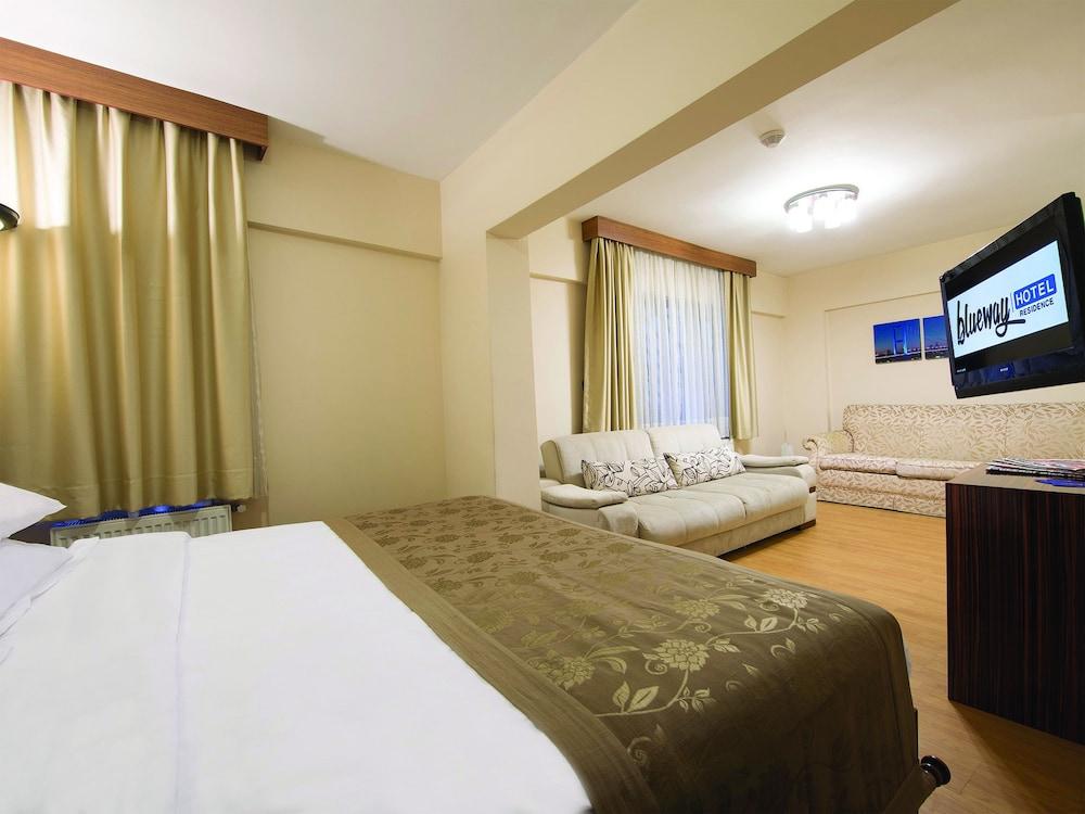 Blueway Hotel Residence Istanboel Buitenkant foto