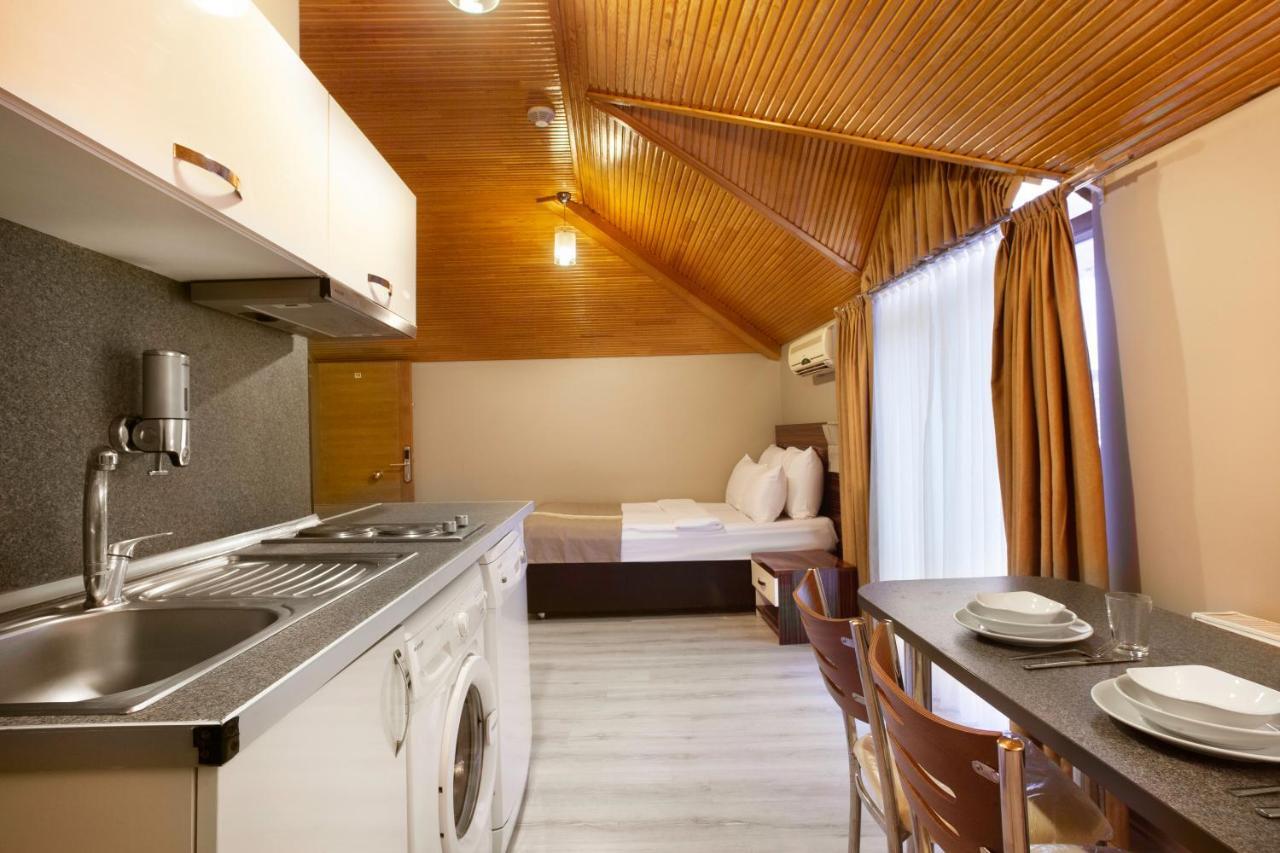 Blueway Hotel Residence Istanboel Buitenkant foto