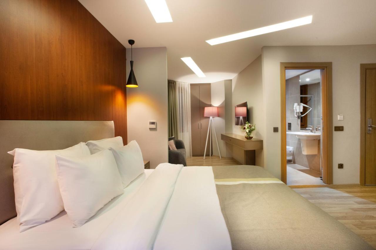 Blueway Hotel Residence Istanboel Buitenkant foto