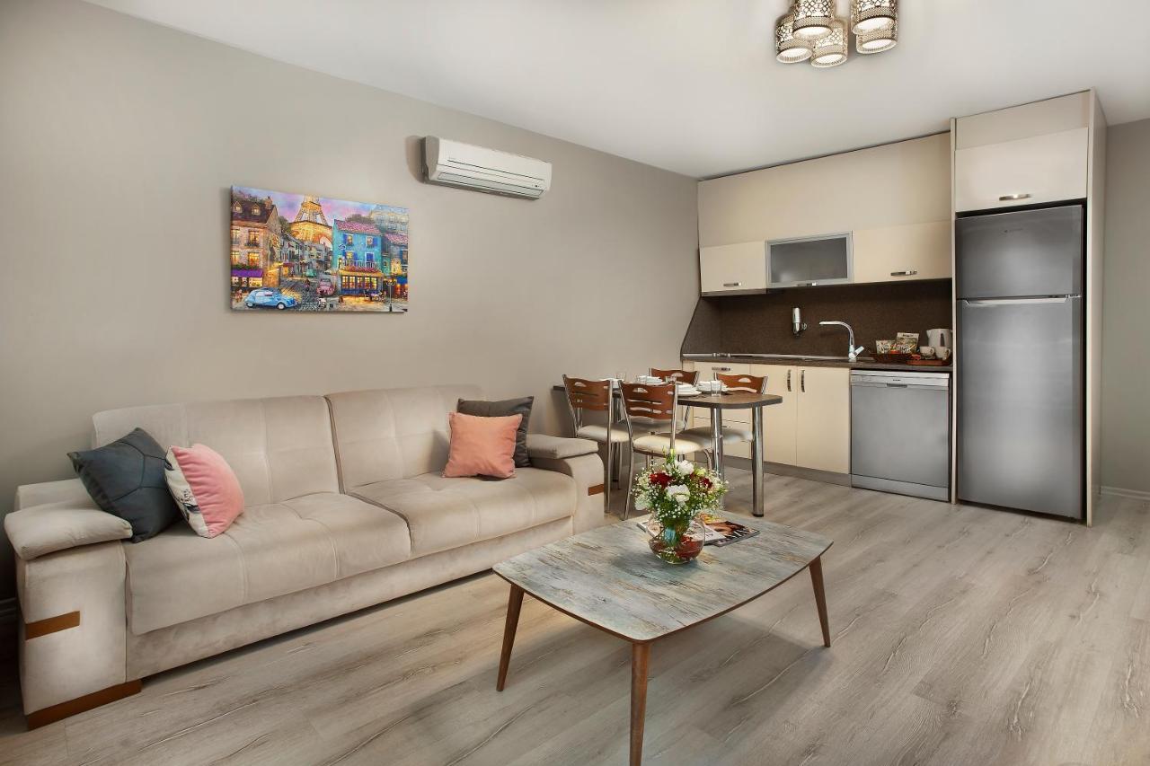 Blueway Hotel Residence Istanboel Buitenkant foto